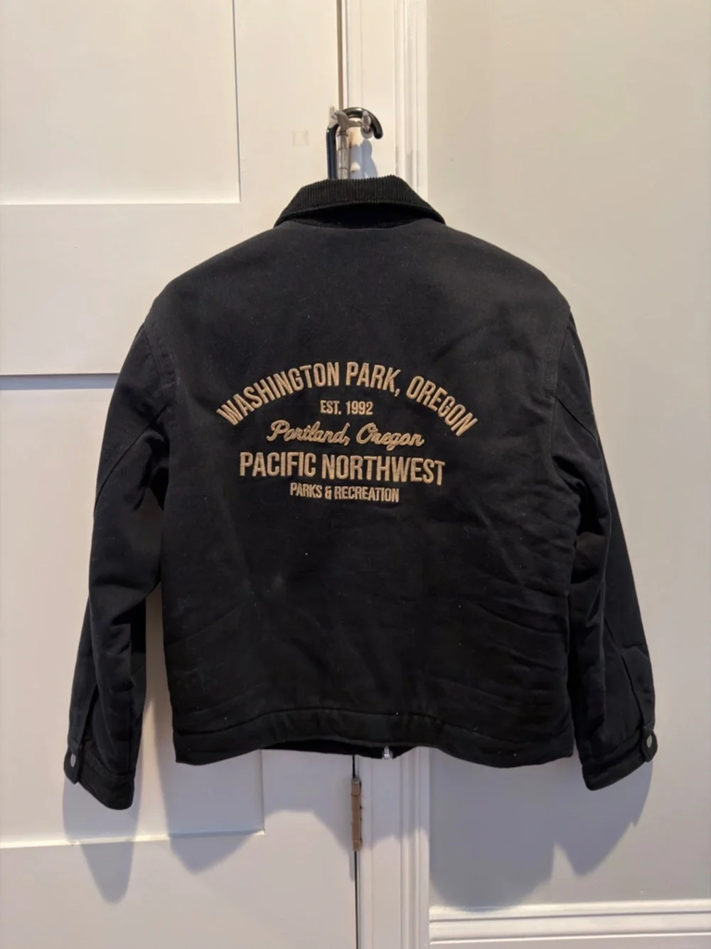 Abercrombie & Fitch Workwear Jacket With Embroidery - Picture 2 of 8